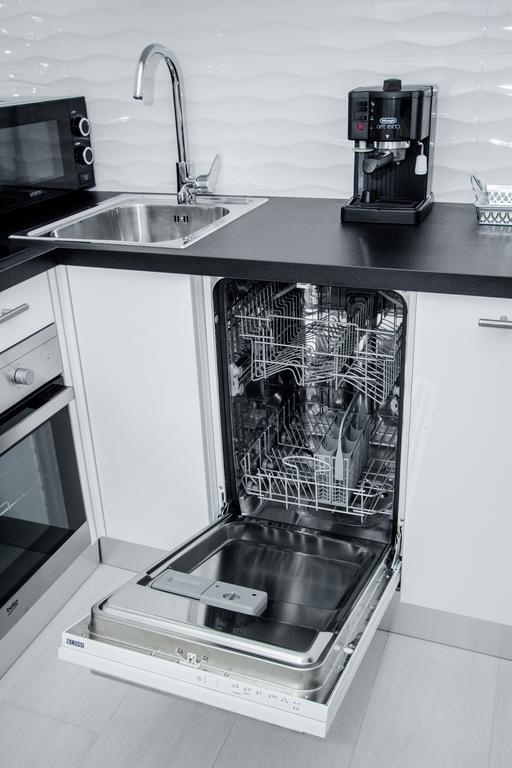 Luxury Studio Apartment White Sensation ヴォディツェ エクステリア 写真